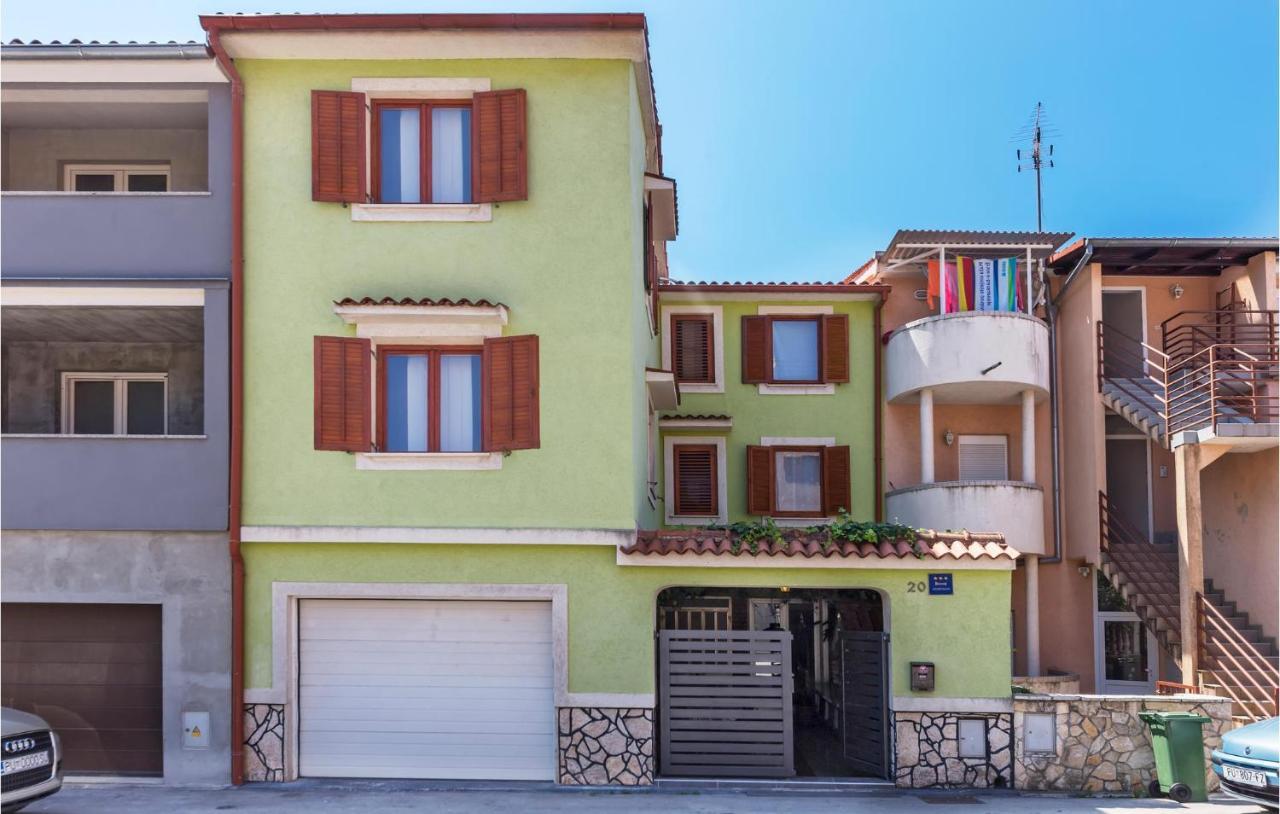 Nice Apartment In Pula With Kitchen Dış mekan fotoğraf